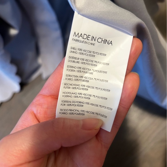 Club Monaco Scalloped Soft Trench - Picture 5 of 5